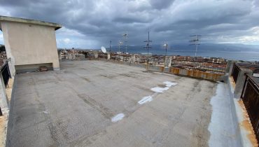 Provinciale panoramico attico 3 vani più terrazzo a livello