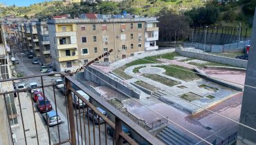 Svincolo Messina Centro in vendita trivani più servizi