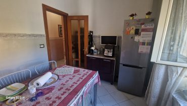 Pressi Svincolo Gazzi 4 vani più servizi