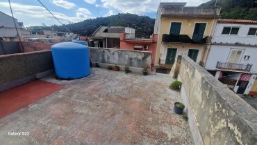 San Filippo Inferiore indipendente 4 vani più terrazzo