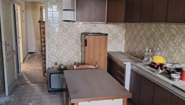 Tremestieri indipendente trivani più servizi e terrazzo