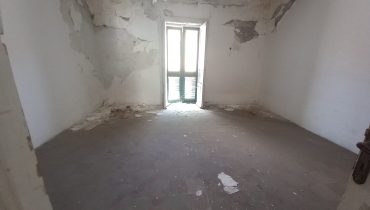 Viale Giostra bivani più servizi