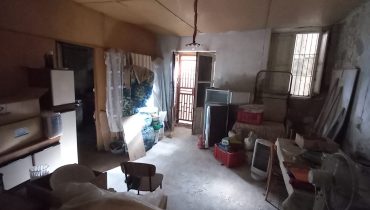 San Filippo Superiore indipendente 3 vani più servizi + terrazza a livello