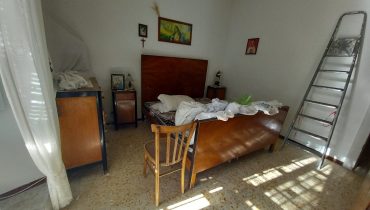 San Filippo Superiore indipendente 3 vani più servizi + terrazza a livello