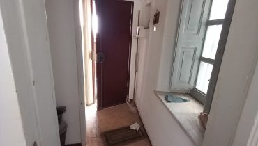 San Filippo Superiore indipendente 3 vani più servizi + terrazza a livello