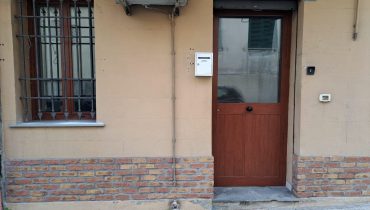 via Santa Marta bivani più servizi