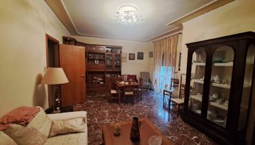 Bordonaro 4 vani + servizi e posto auto