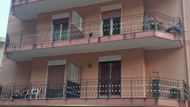 Bordonaro 4 vani + servizi e posto auto