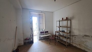 Pressi Provinciale 4 vani più giardino