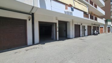 Bordonaro deposito con due punti luce