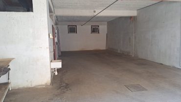 Bordonaro deposito con due punti luce