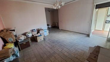Pistunina trivani più doppi servizi e posto auto