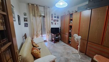 Faro Superiore trivani + doppi servizi e posto auto