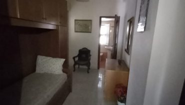 Pressi Viale Giostra 3 vani più servizi