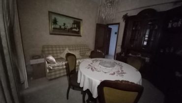 Pressi Viale Giostra 3 vani più servizi