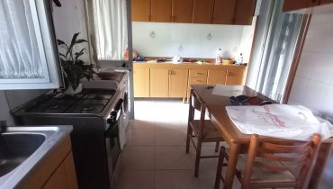 Pressi Viale Giostra 3 vani più servizi