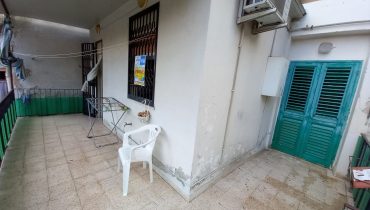 Pressi Viale Giostra 3 vani più servizi