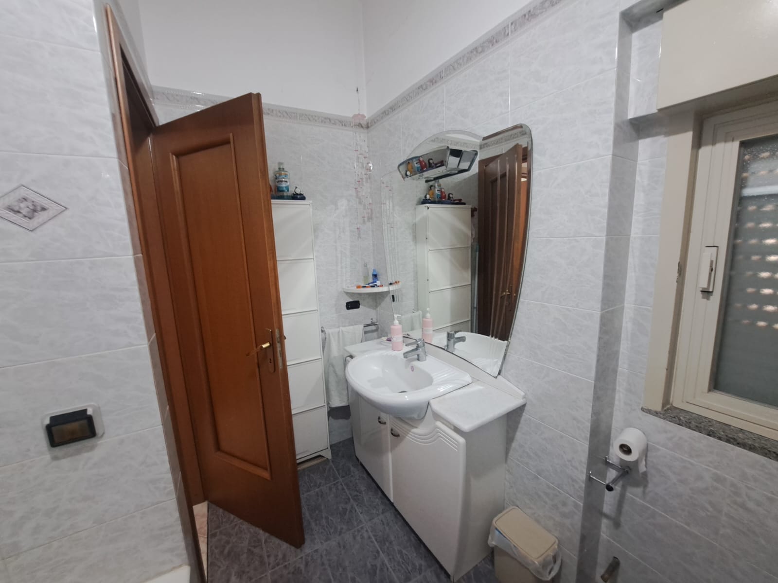 Pressi Svincolo Giostra 3 vani più servizi