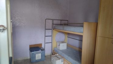 Fondo Fucile tre vani più doppi servizi e posto auto