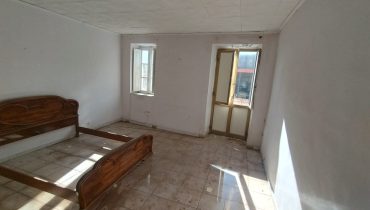 Bordonaro indipendente 2 vani + doppi servizi