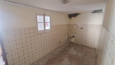 Bordonaro indipendente 2 vani + doppi servizi