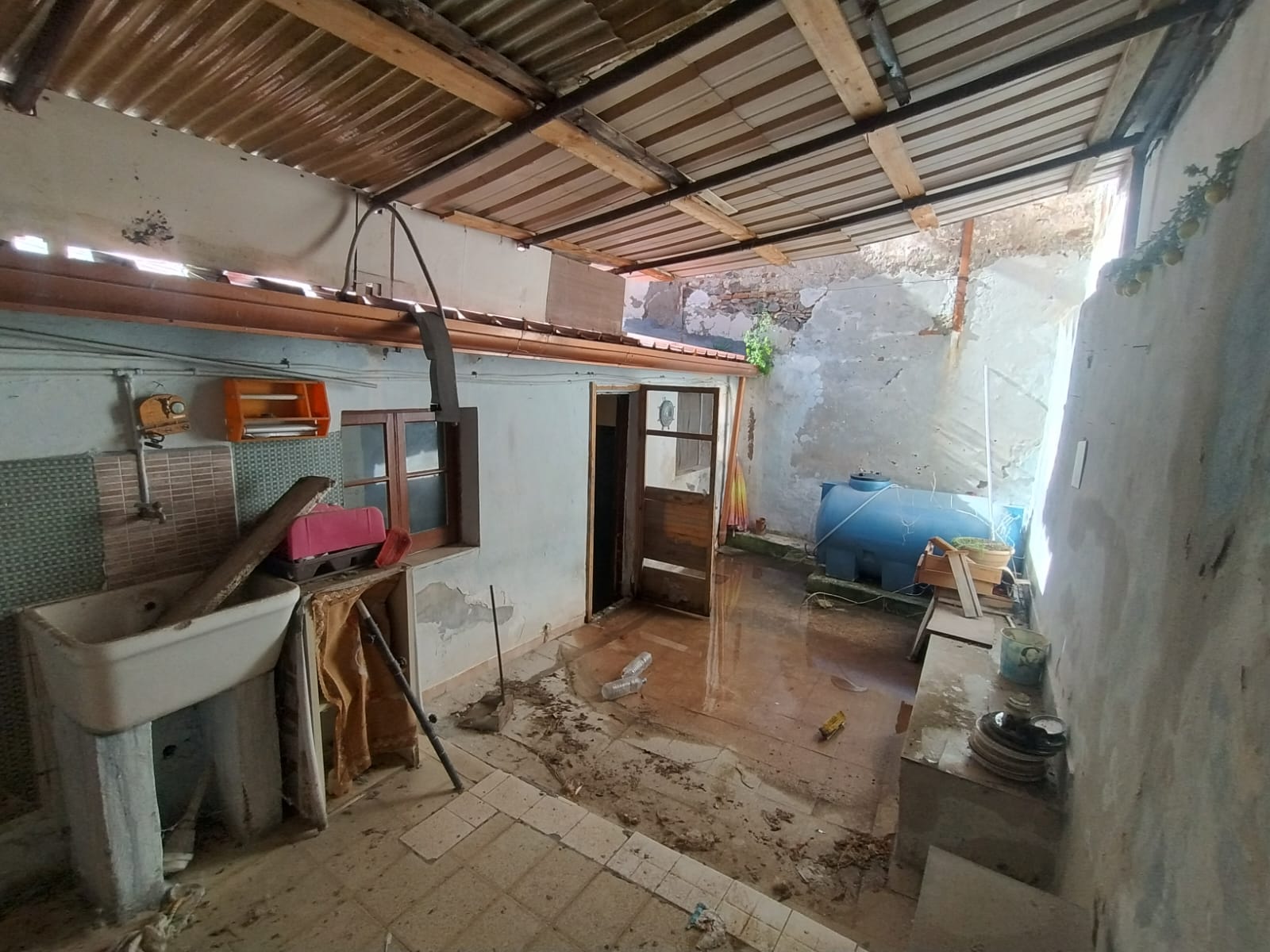 Bordonaro indipendente 2 vani + doppi servizi