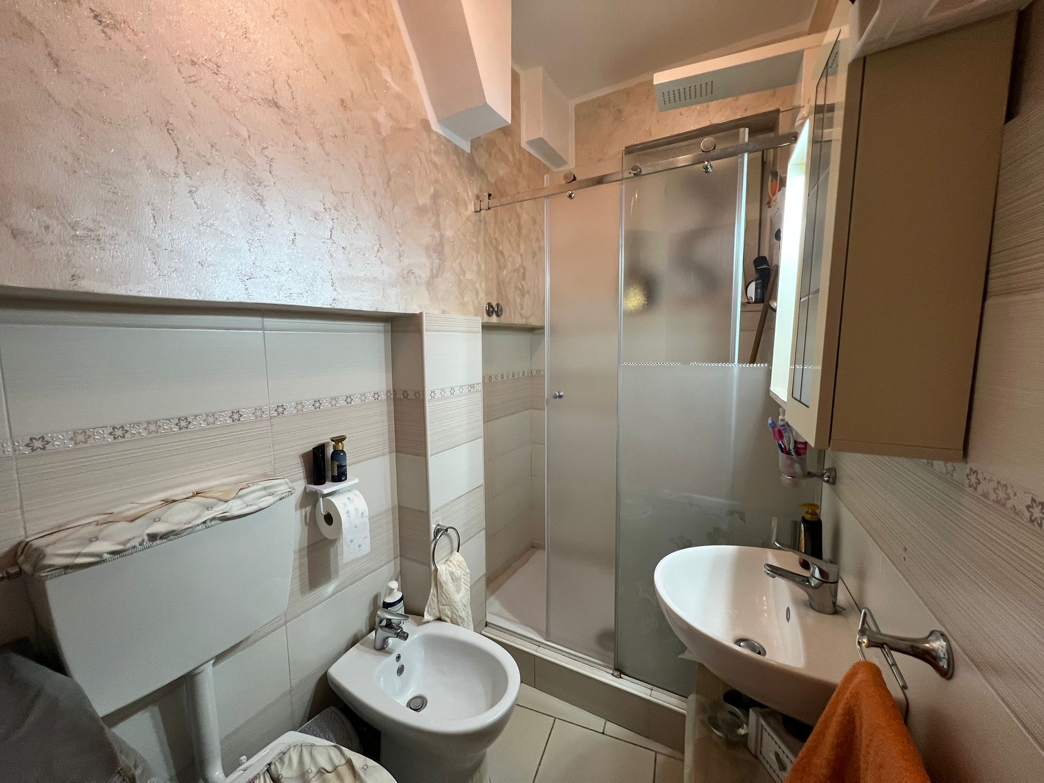 Viale Giostra bivani più servizi