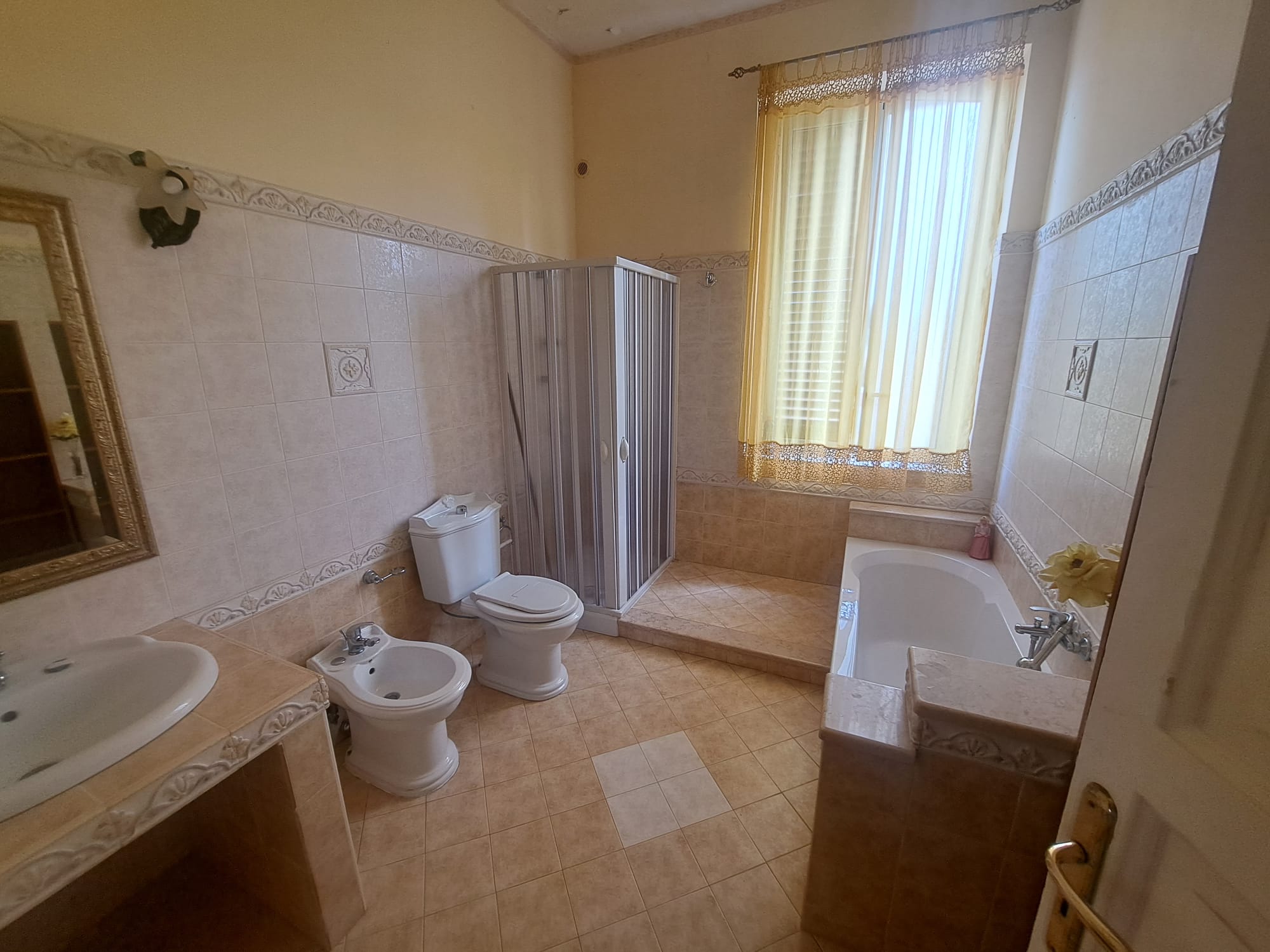 Villafranca Tirrena 3 vani più servizi