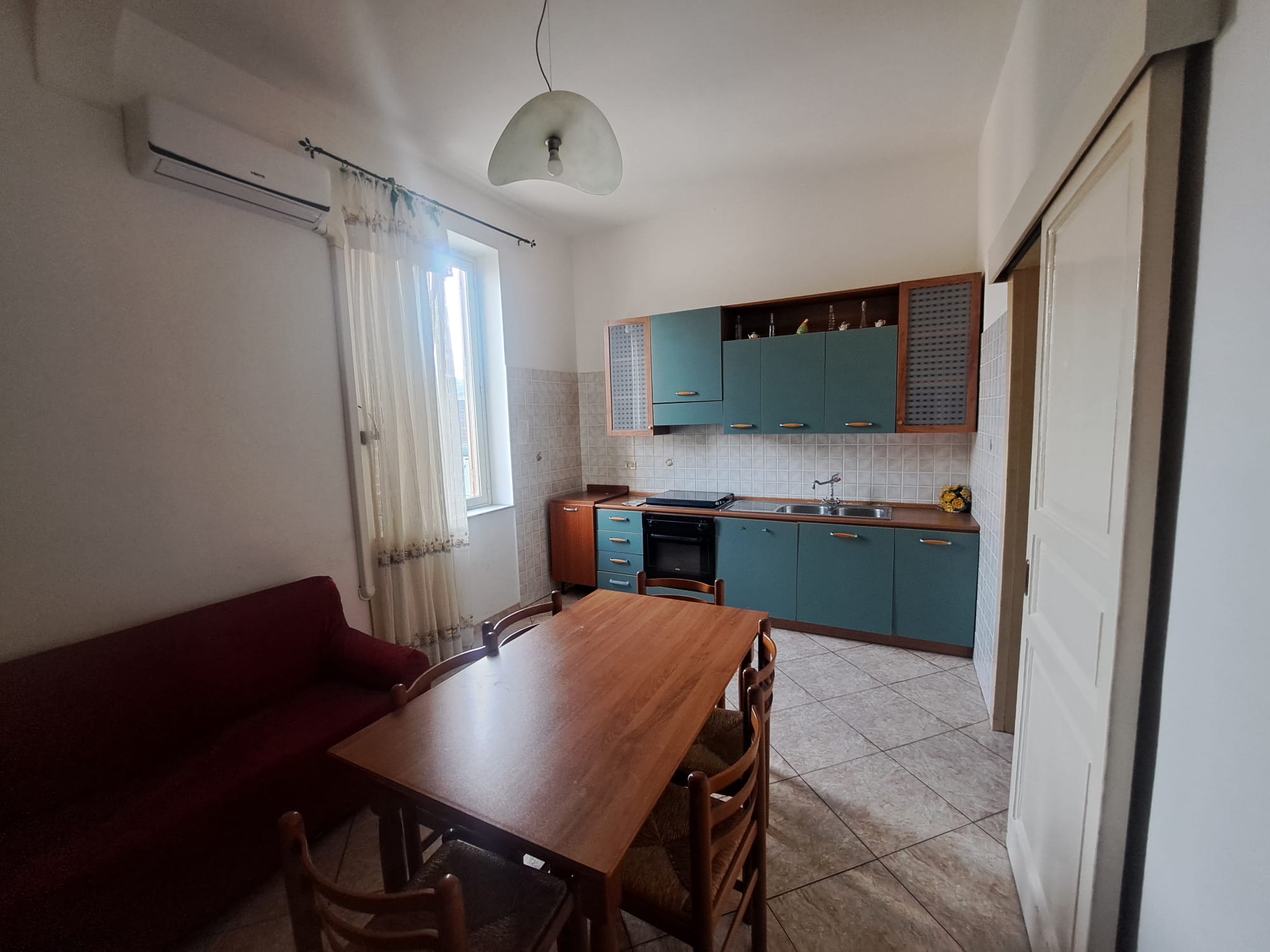 Villafranca Tirrena 3 vani più servizi