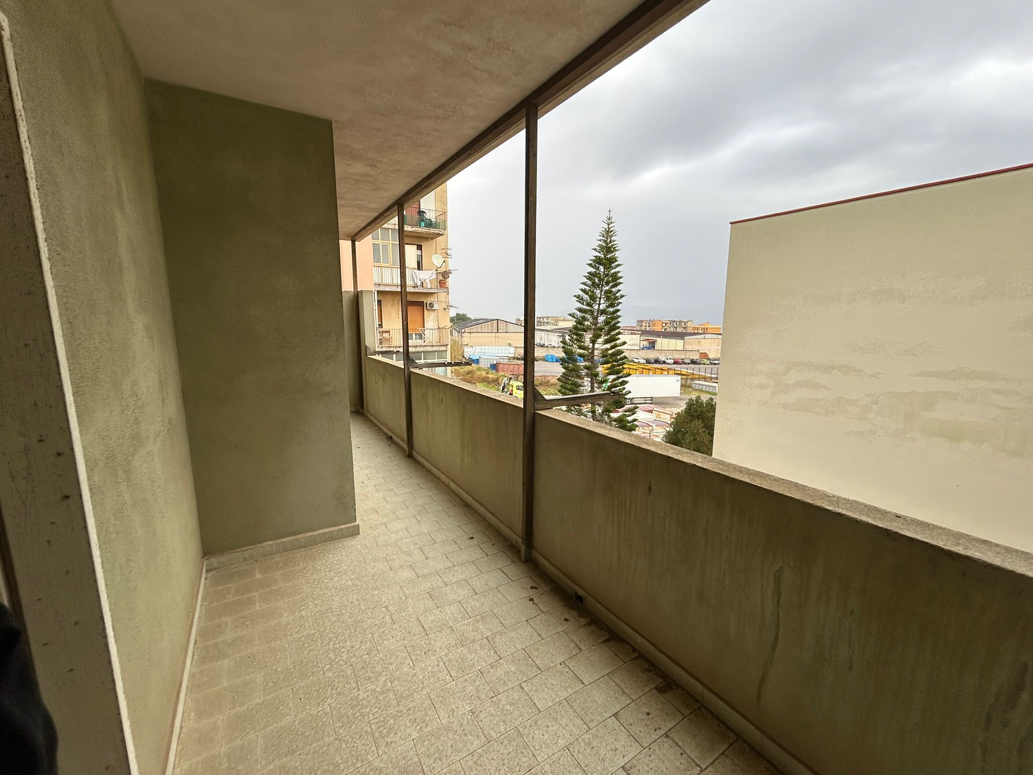 Pistonina trivani + servizi e terrazzo