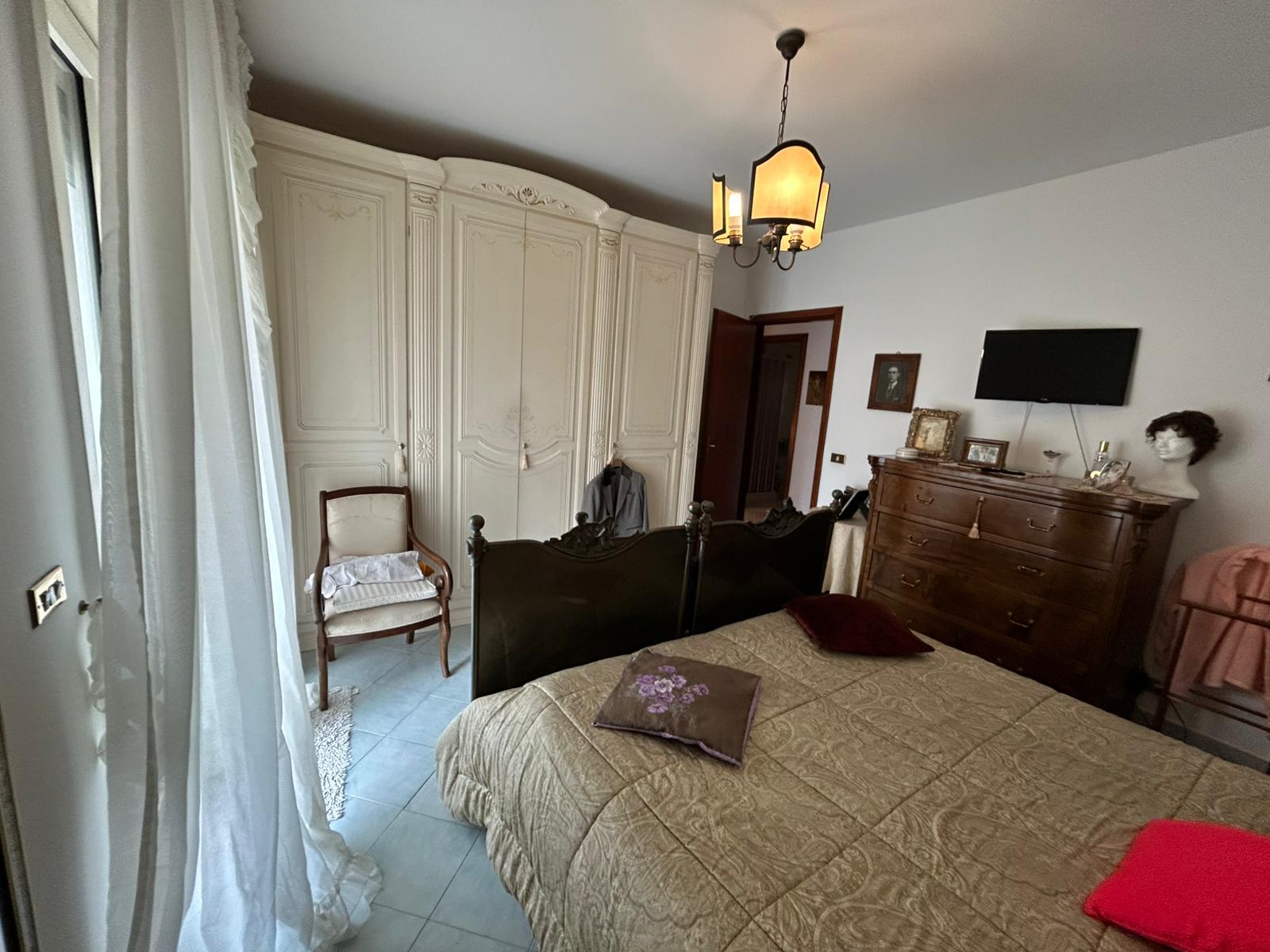 Annunziata panoramico 4 vani + doppi servizi