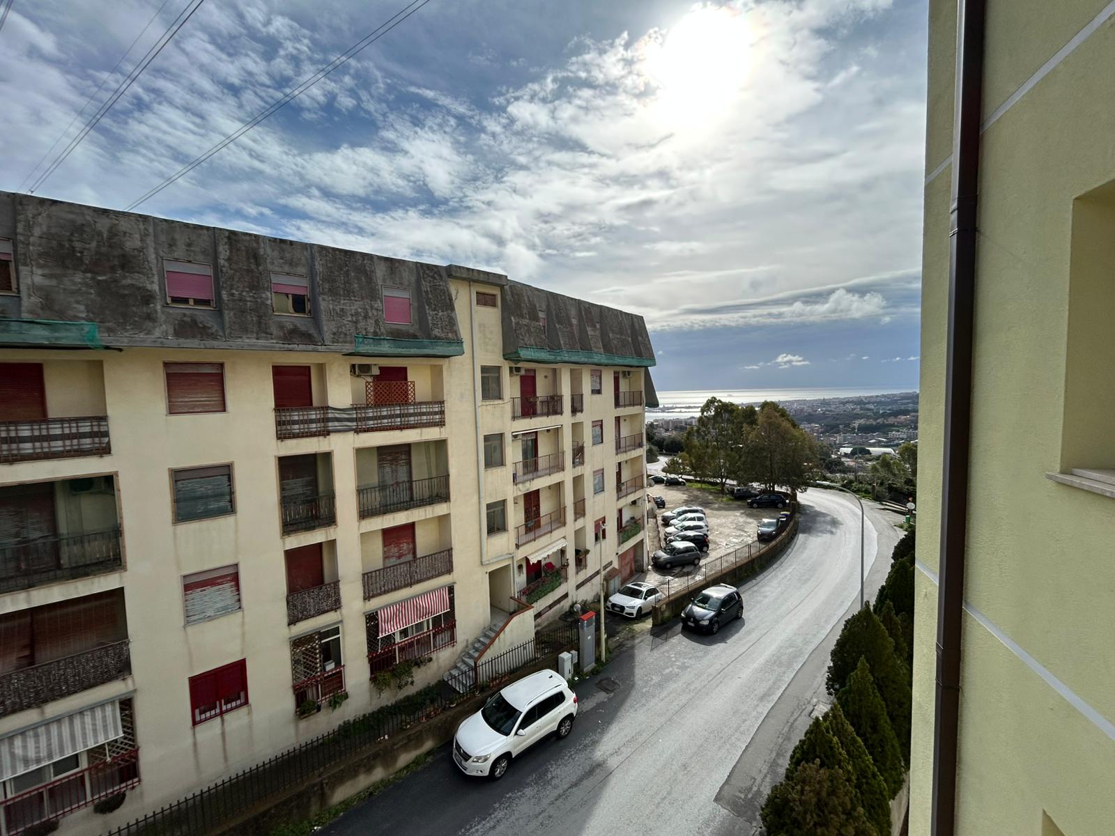 Annunziata panoramico 4 vani + doppi servizi