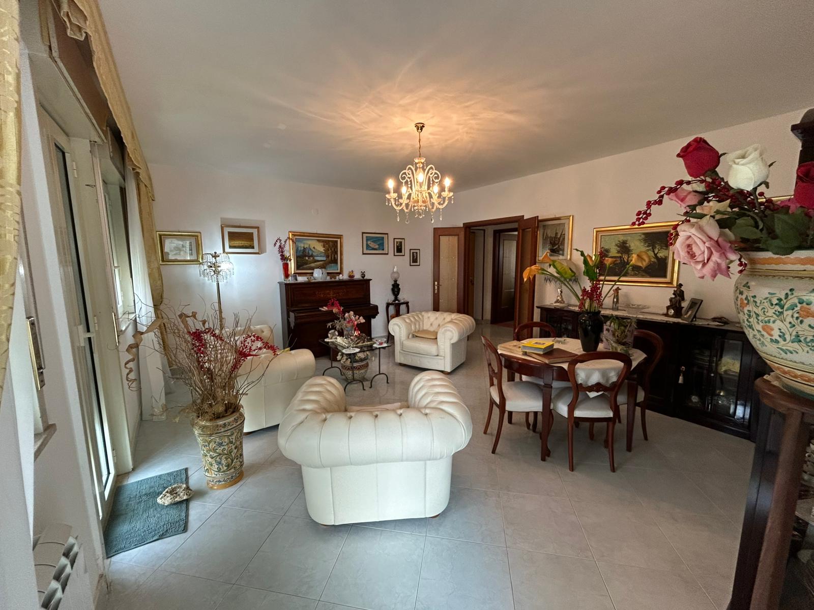 Annunziata panoramico 4 vani + doppi servizi