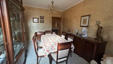 Via Santa Cecilia bivani più servizi