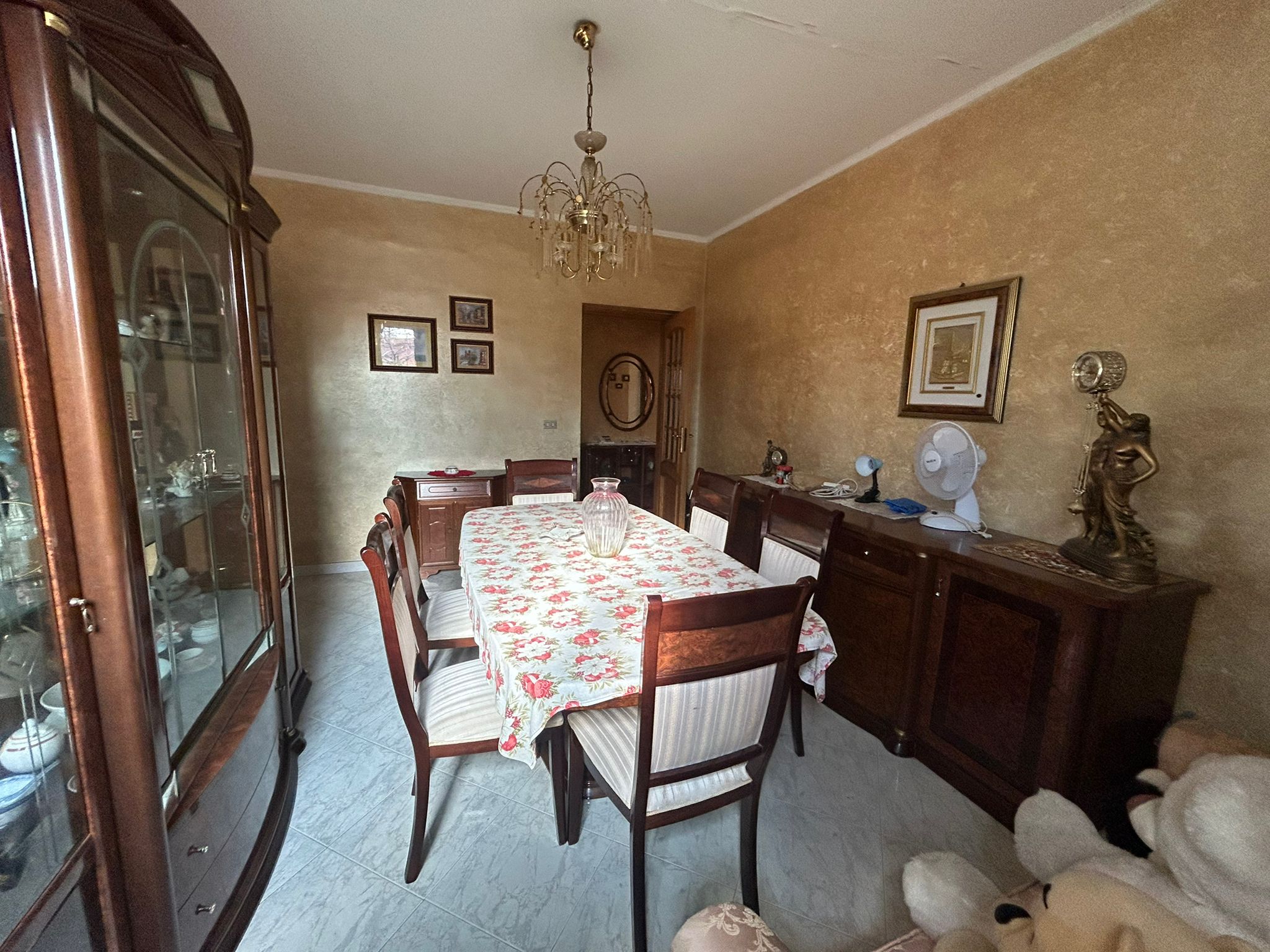 Via Santa Cecilia bivani più servizi