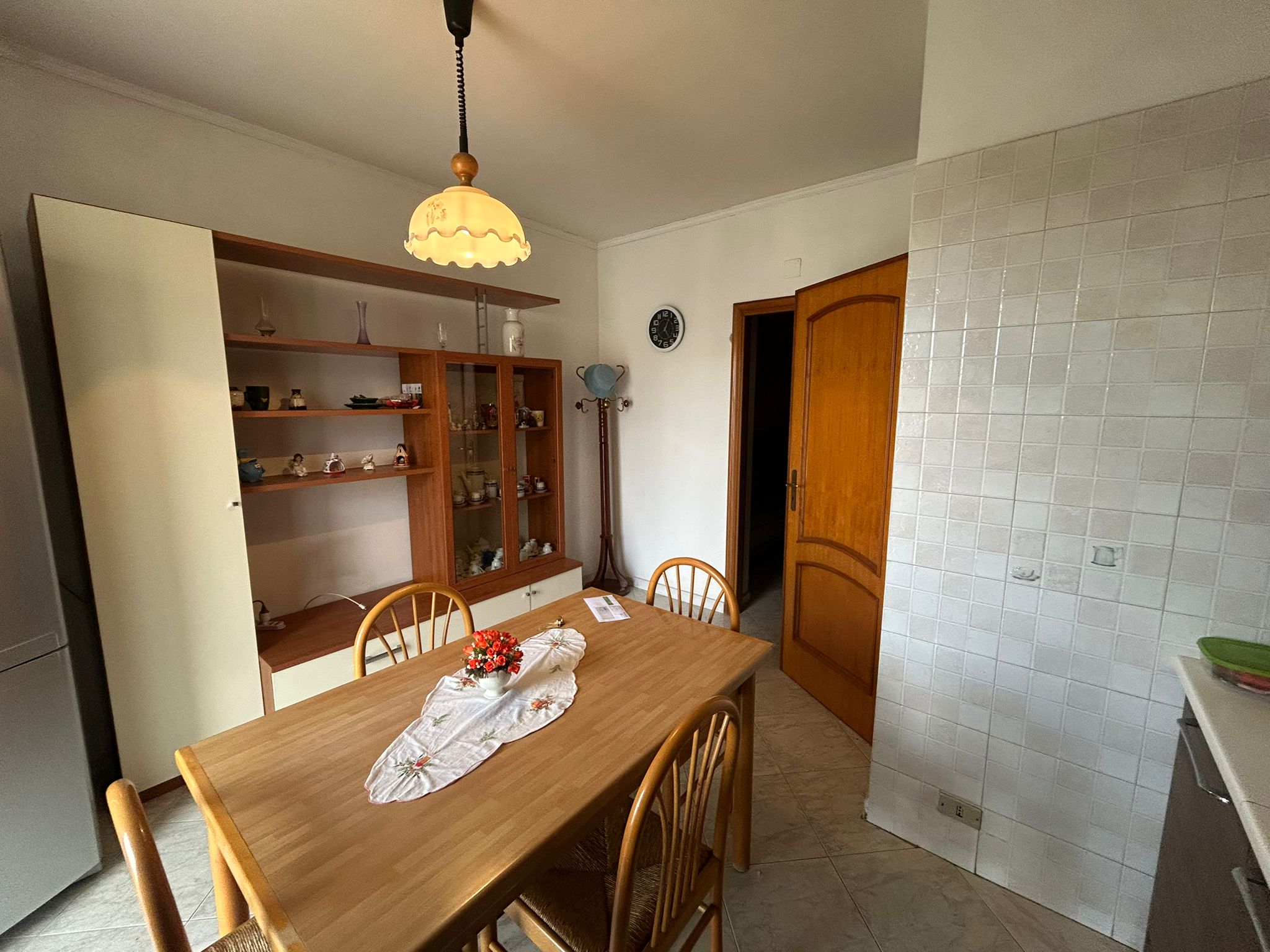 Via Santa Cecilia bivani più servizi