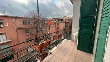 Via Santa Cecilia bivani più servizi