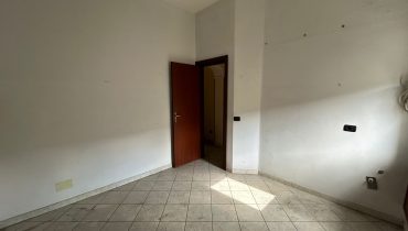 Viale Giostra trivani più servizi