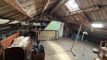 Viale Giostra trivani più servizi