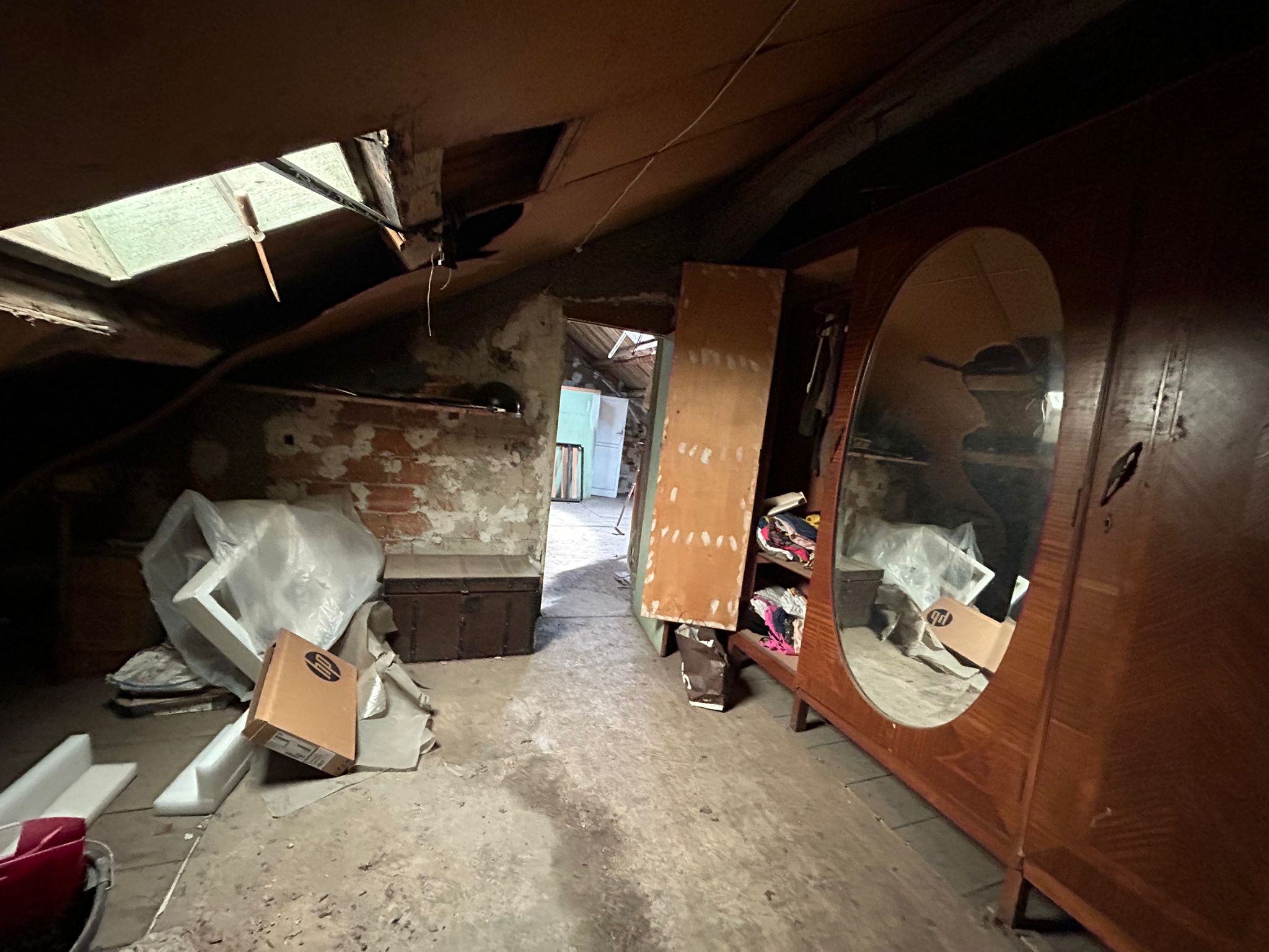 Viale Giostra trivani più servizi