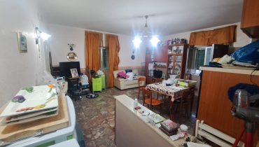 Viale Giostra bivani più servizi