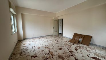 Pressi Svincolo Gazzi 4 vani + servizi