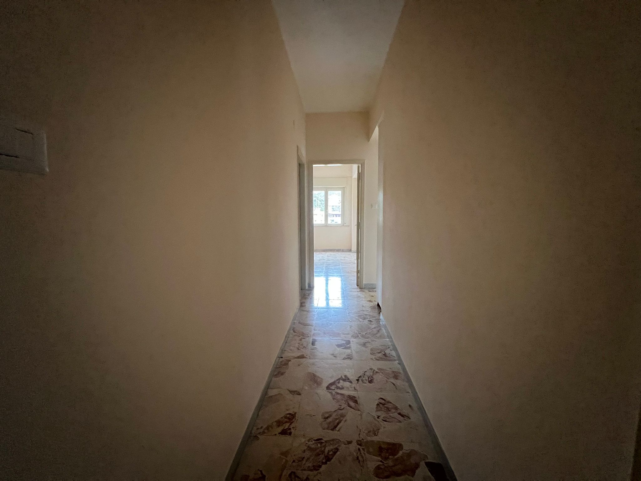 Pressi Svincolo Gazzi 4 vani + servizi