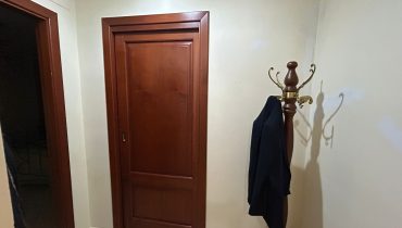 Pressi Svincolo Gazzi bivani più terrazzo a livello