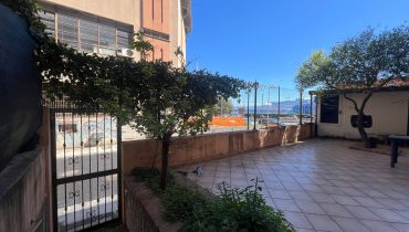 Viale della Libertà bivani più veranda