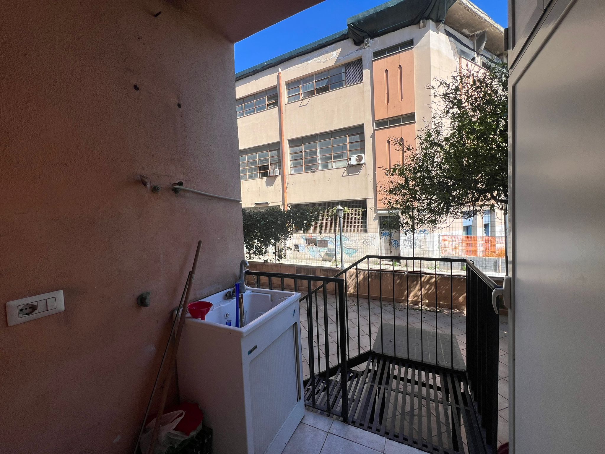 Viale della Libertà bivani più veranda