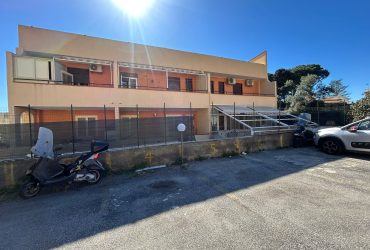 Giampilieri Marina trivani + servizi + posto auto #VO18145