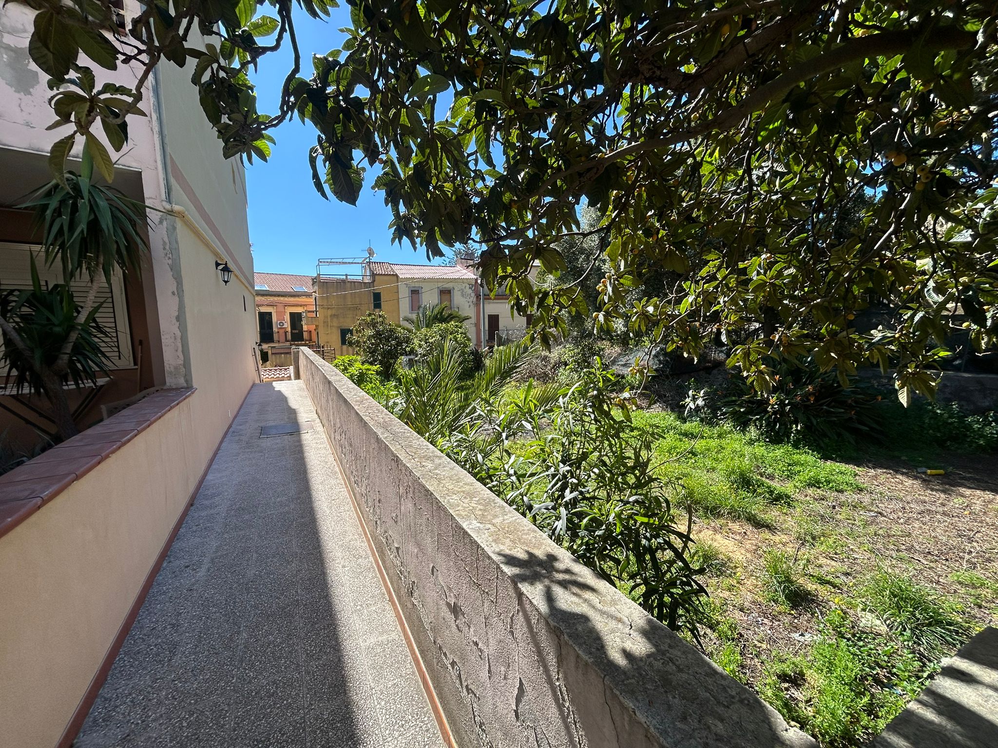 Giampilieri Marina trivani + servizi + posto auto