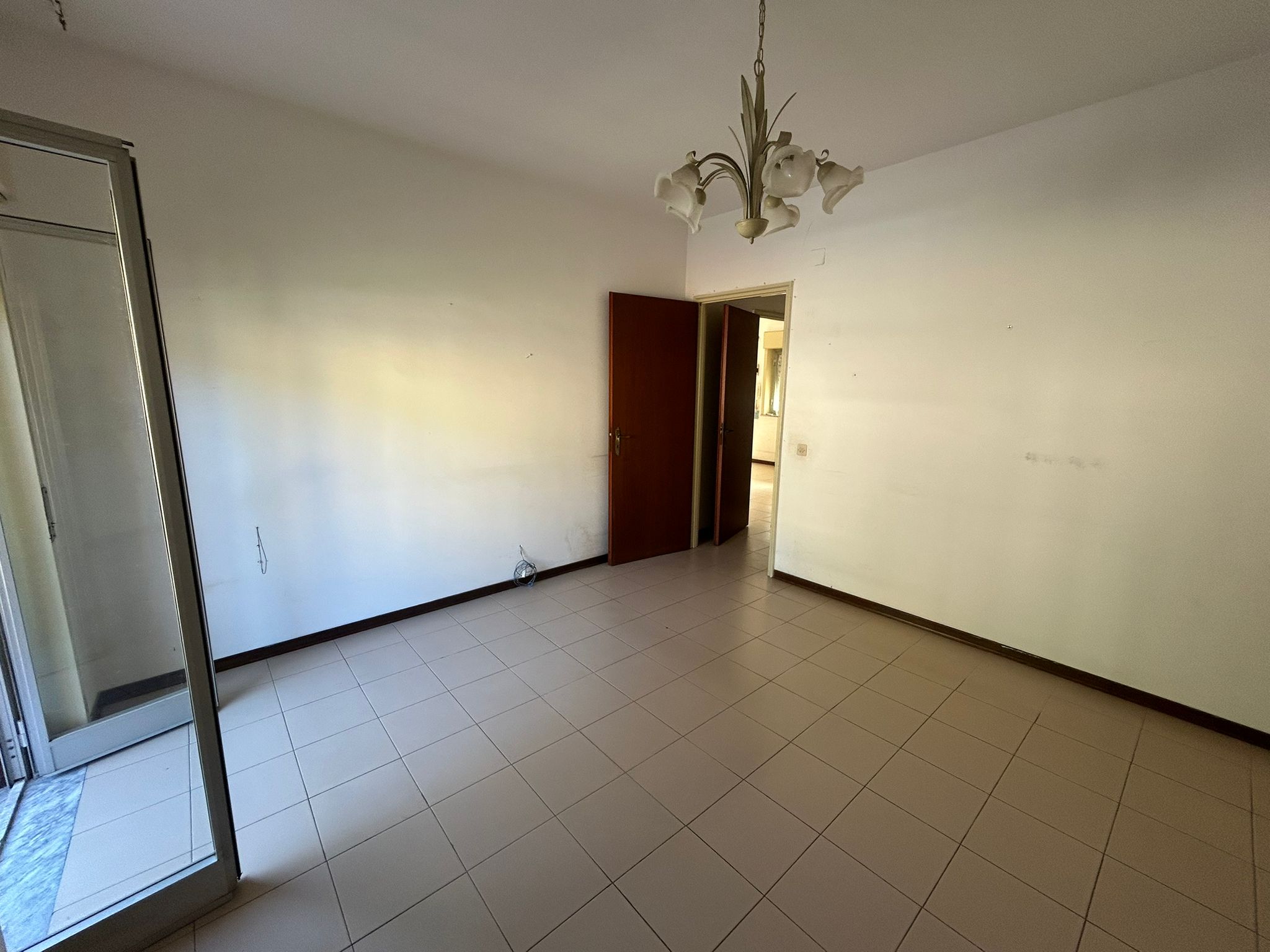 Giampilieri Marina trivani + servizi + posto auto