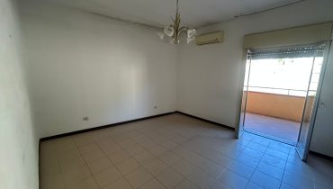 Giampilieri Marina trivani + servizi + posto auto